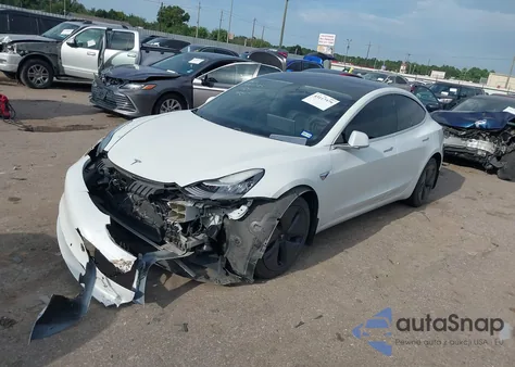 2020 Tesla Model 3 Standard Range Plus Rear-Wheel Drive/Standard Range Rear-Wheel Drive из США, поврежденный, VIN 5YJ3E1EA9LF632734